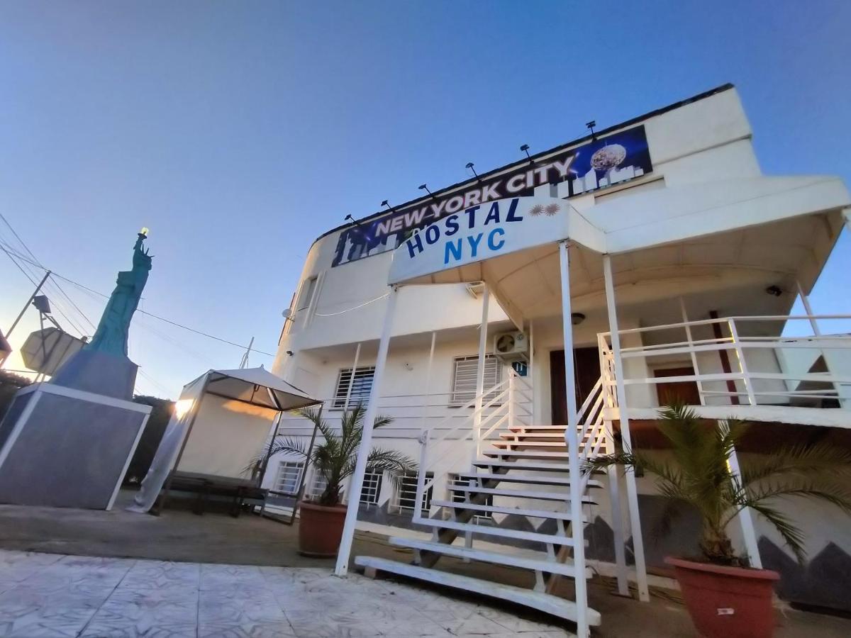 Hostal New York City Sonseca Екстер'єр фото