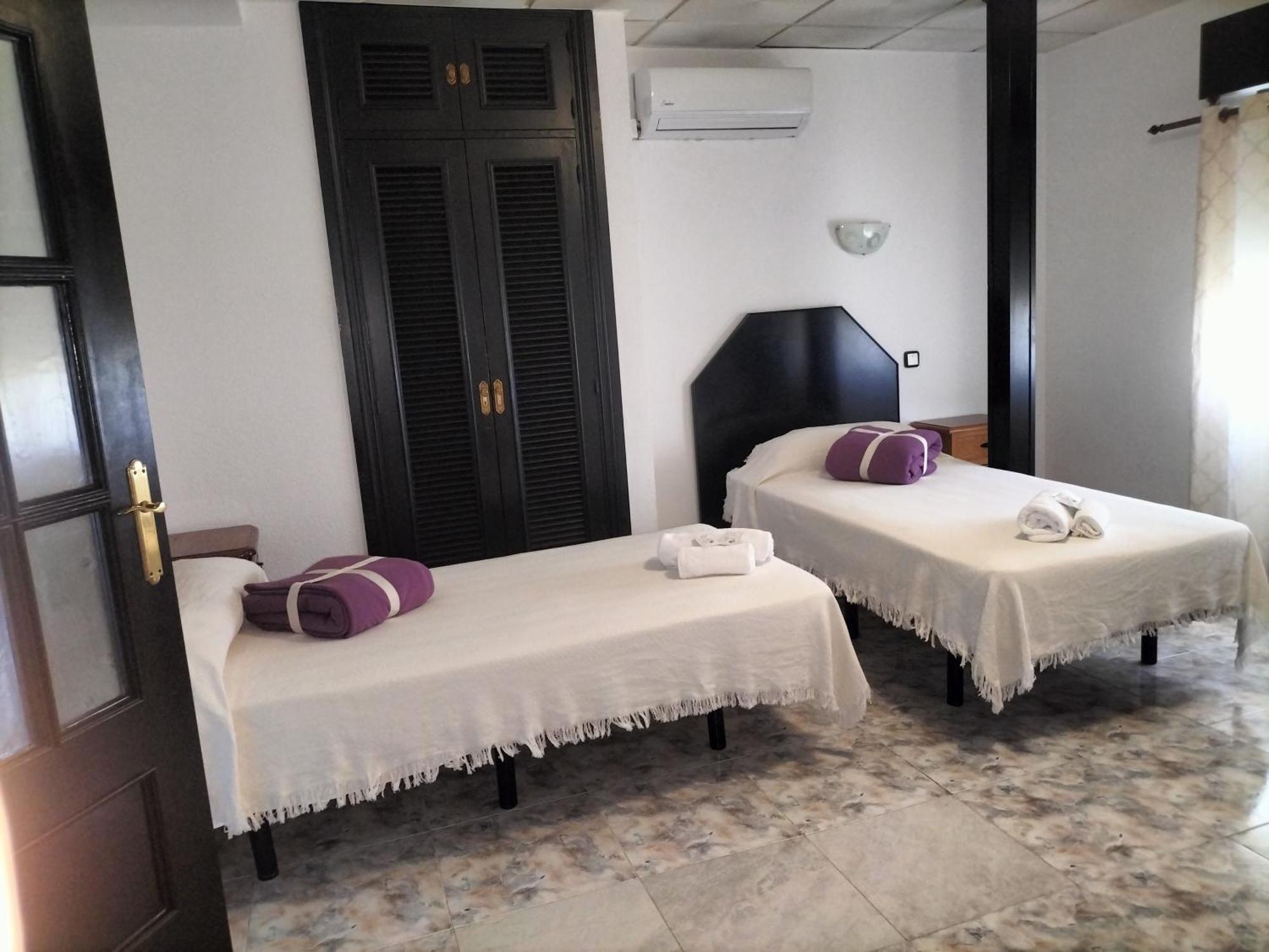 Hostal New York City Sonseca Екстер'єр фото