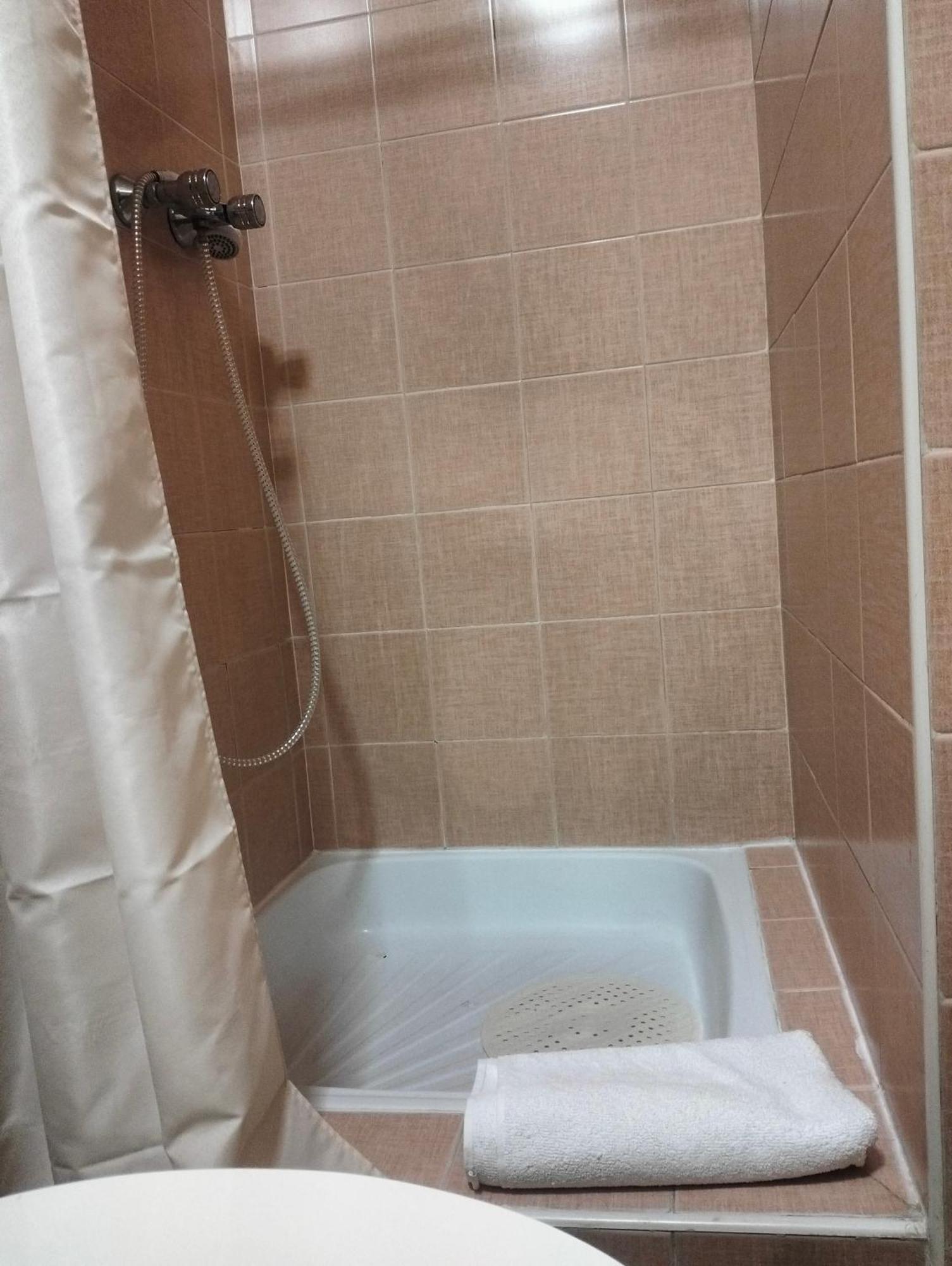 Hostal New York City Sonseca Екстер'єр фото